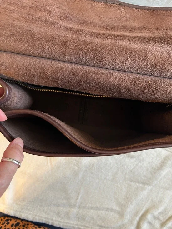 Coach Brown Vintage Willis Leather Top-Handle Satchel with Gold-Tone Turn Lock - Picture 6 of 13